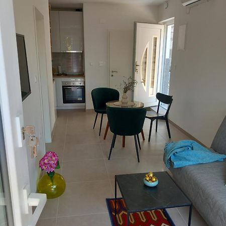 Apartments Viktorija Пула Экстерьер фото