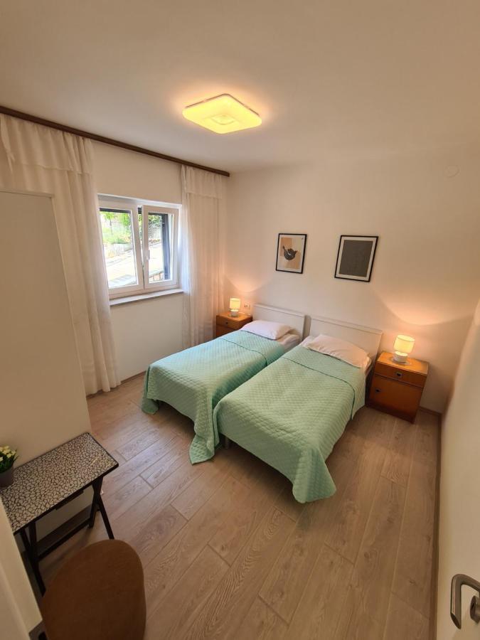 Apartments Viktorija Пула Экстерьер фото